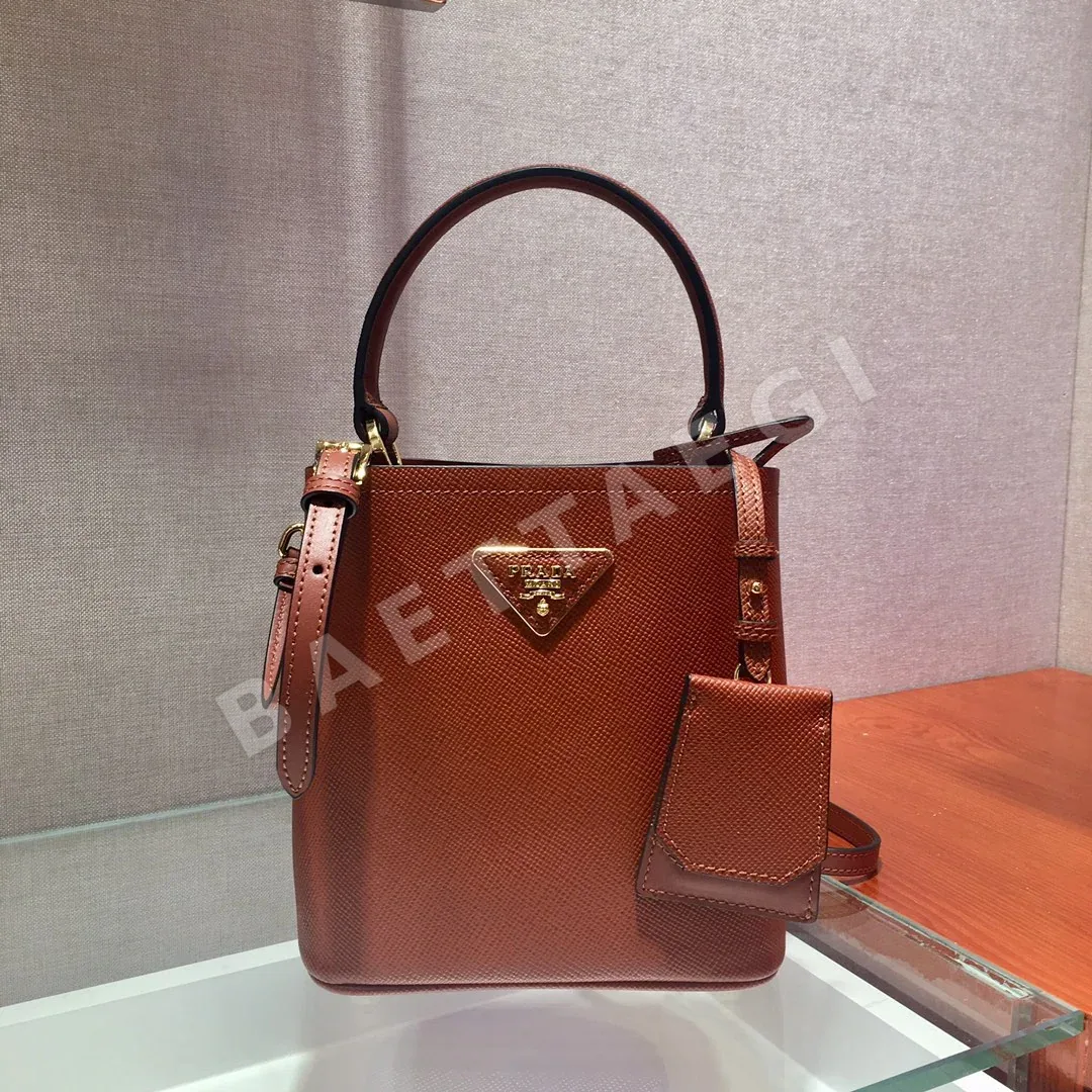프라다 사피아노 가죽 미니 숄더백 1BA217 122375