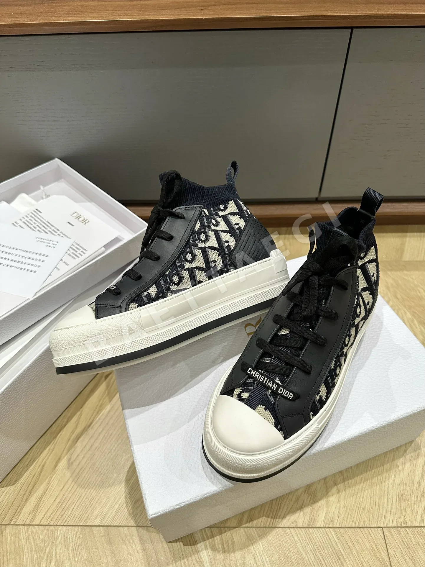 디올 캐주얼 하이탑 신발 8778 상세 이미지 6