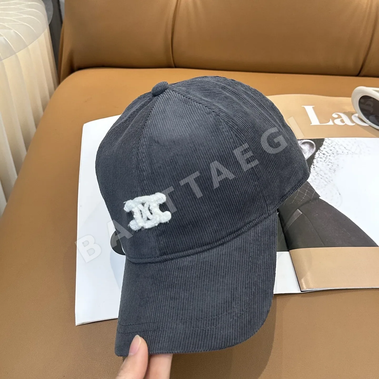 셀린느 코듀로이 자수 베이스볼 모자 상세 이미지 2