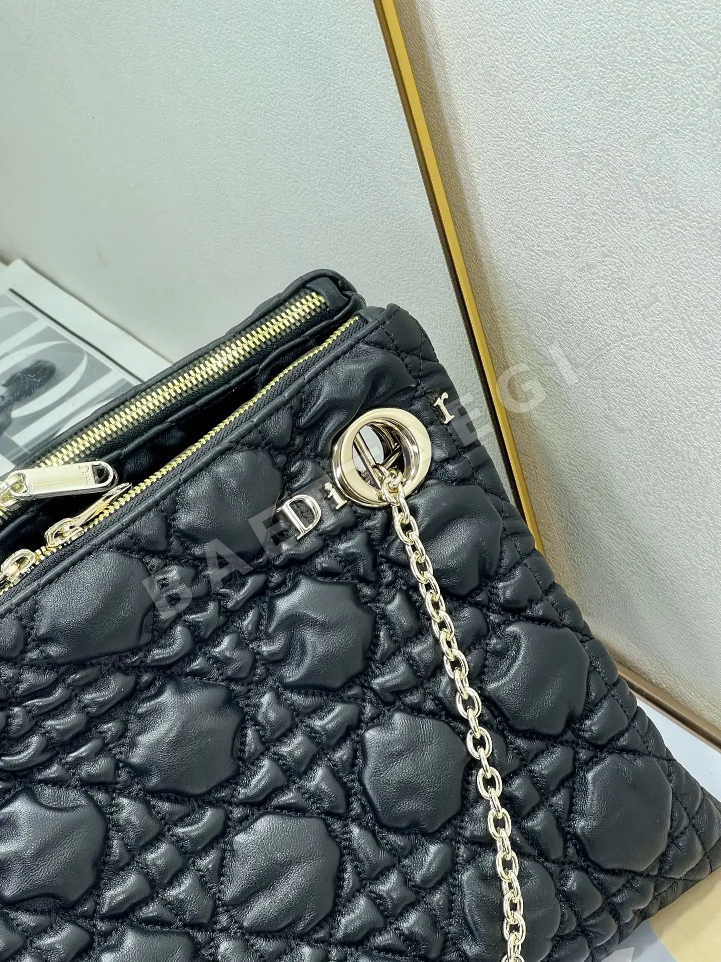 디올 카나쥬 퀼팅 토트 숄더백 상세 이미지 7