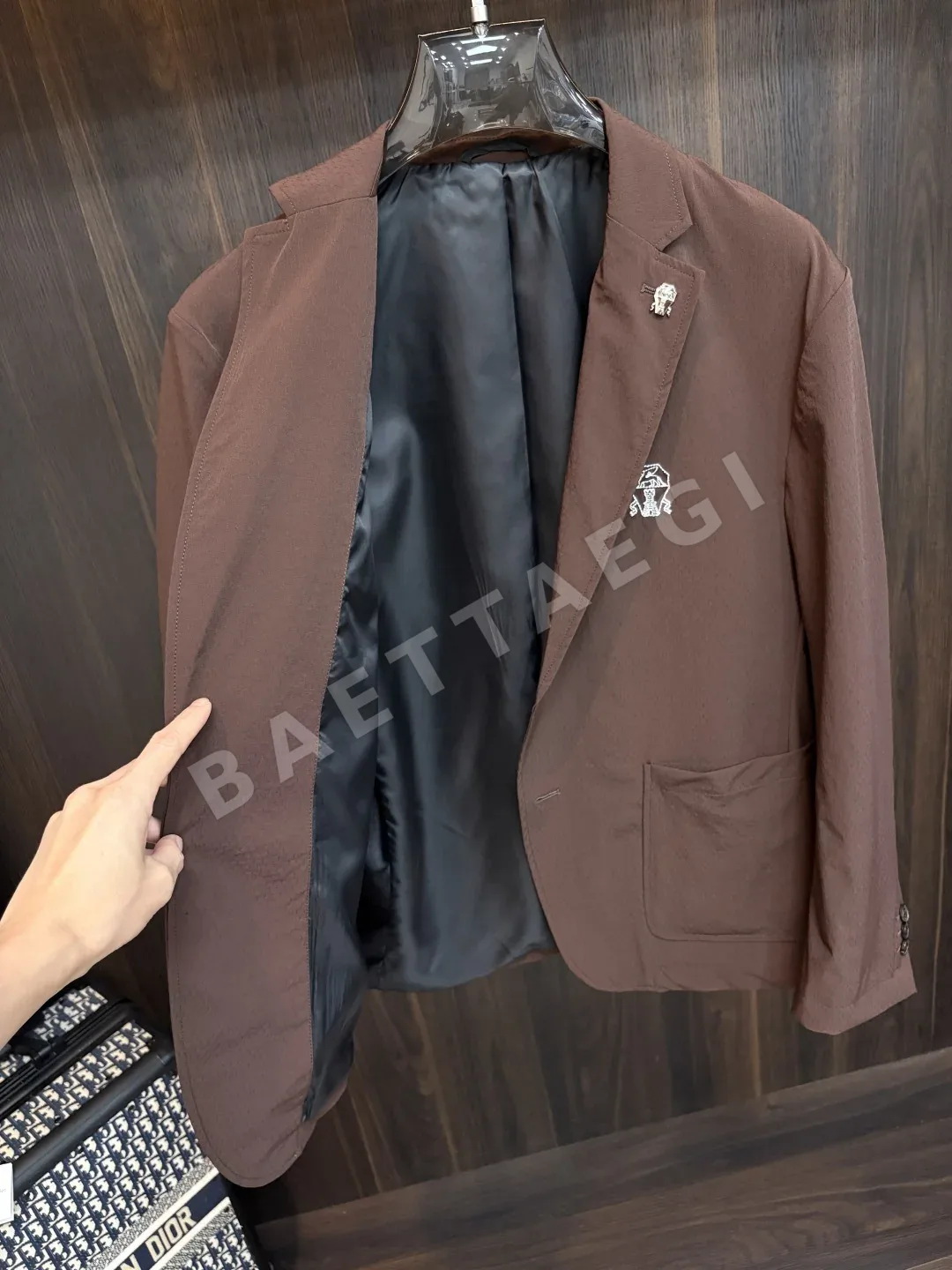 브루넬로쿠치넬리 레터 로고 자수 남성 자켓 상세 이미지 3