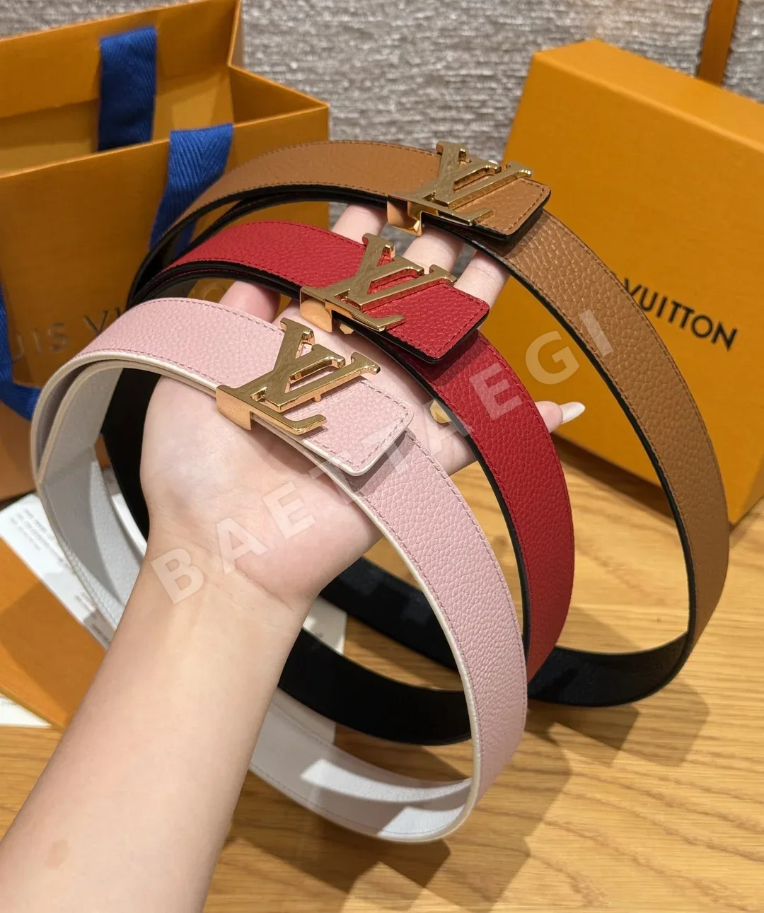 루이비통 이니셜 버클 30mm 양면 리버서블 벨트 179062