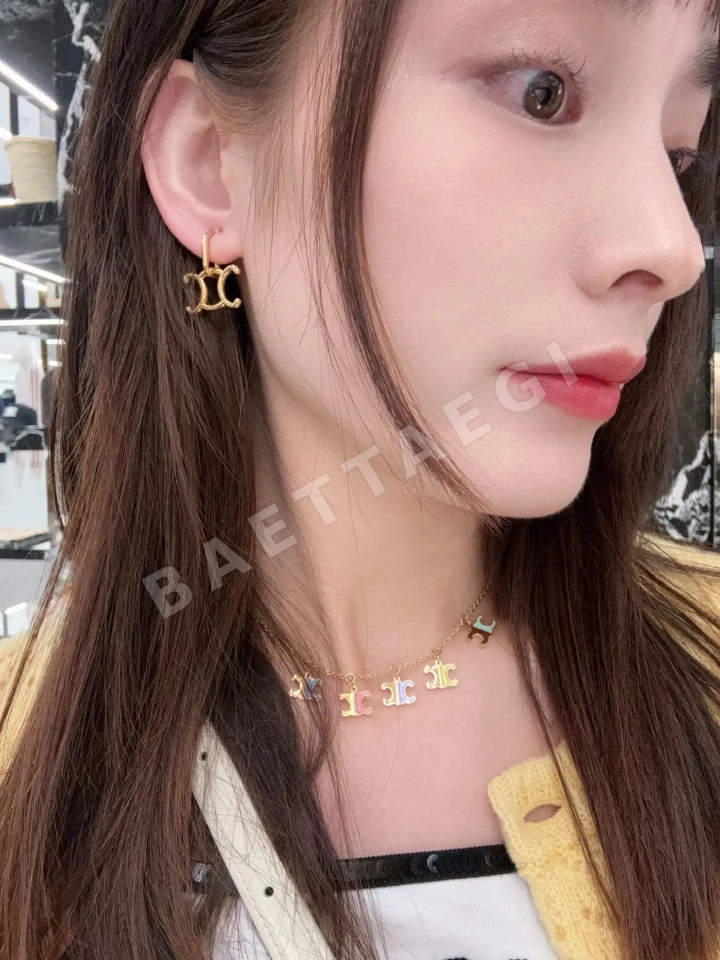 셀린느 3D 개선문 오일드롭 목걸이 상세 이미지 3