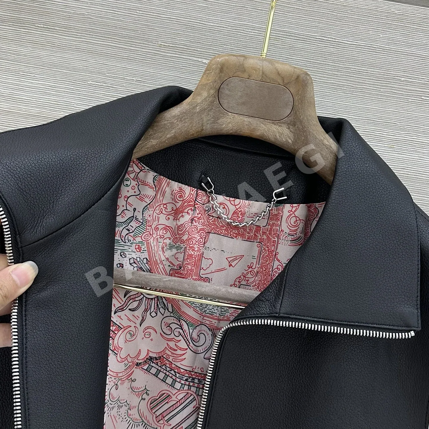 에르메스 리치 패턴 램스킨 여성 조끼 상세 이미지 4