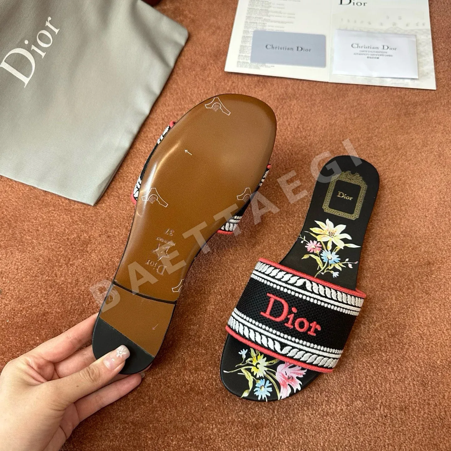 디올 샌들 캔버스 컴퓨터 자수 로고 상세 이미지 7