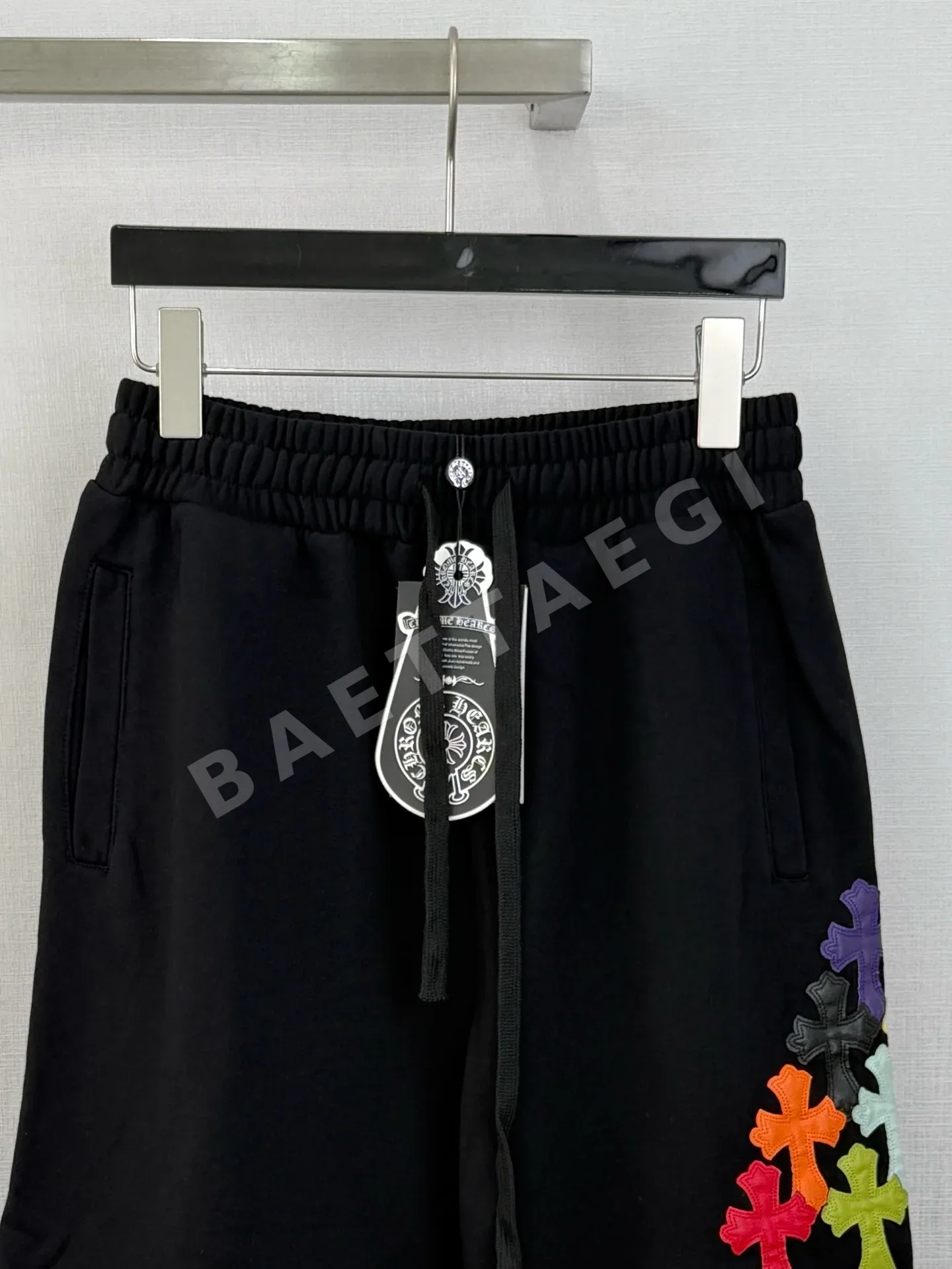 크롬하츠 컬러풀 레더 크로스 캐주얼 스웨트 반바지 상세 이미지 3
