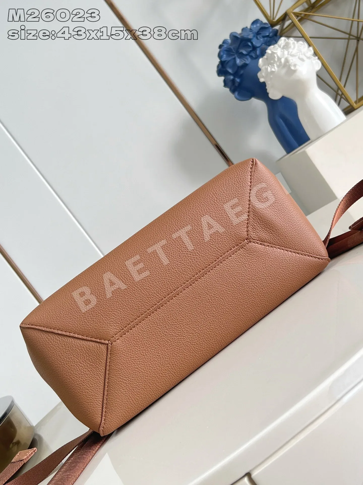 루이비통 M26023 브라운 백팩 상세 이미지 6