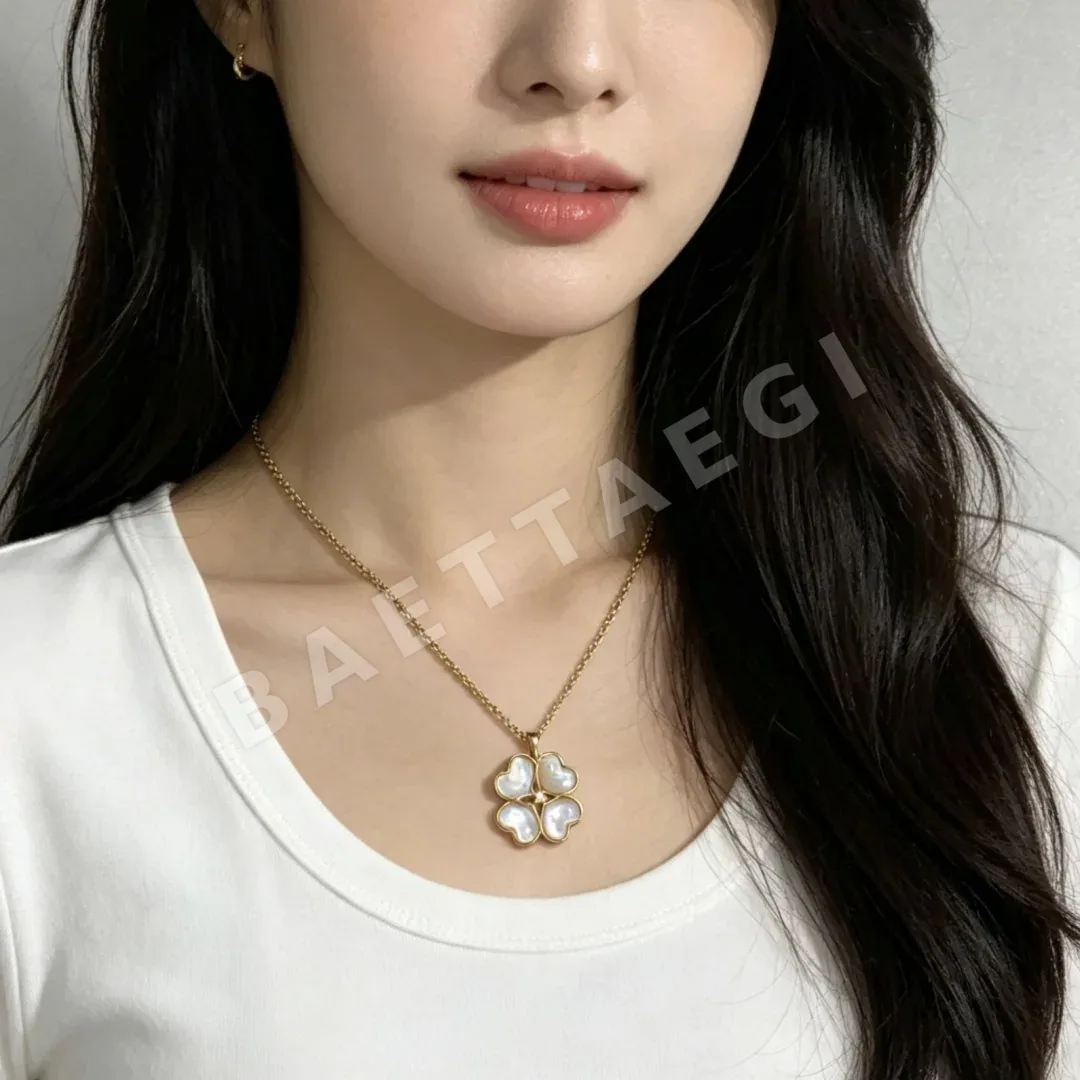 디올 네 잎 클로버 목걸이 상세 이미지 2