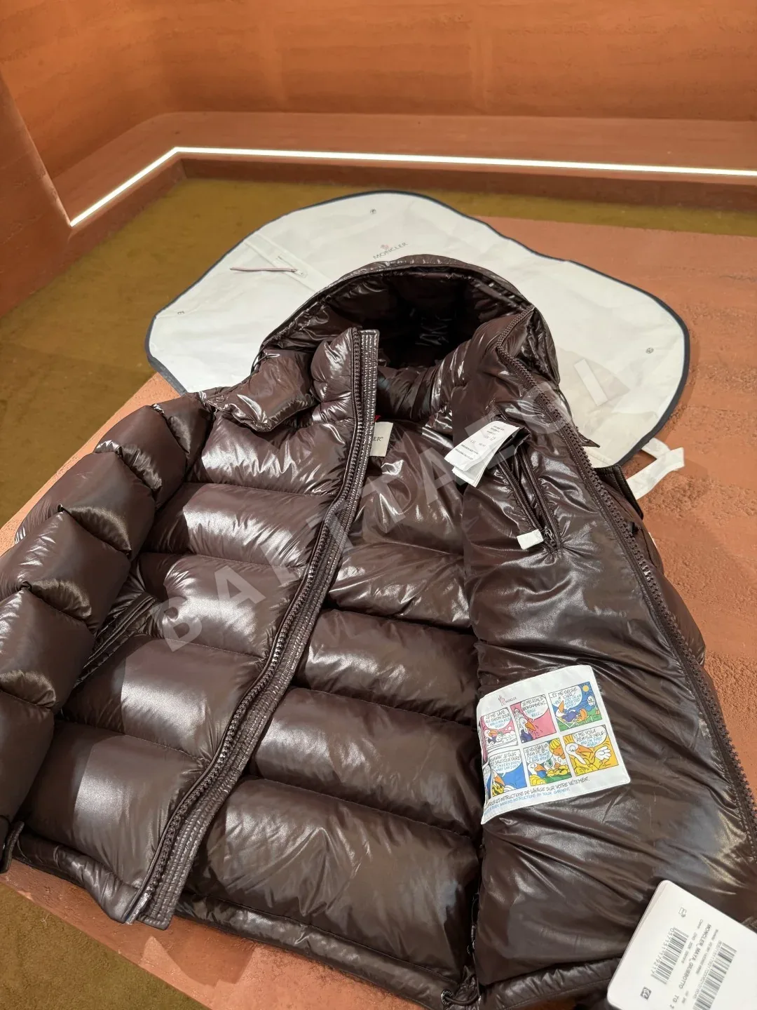 몽클레르 남성 패딩 상세 이미지 6