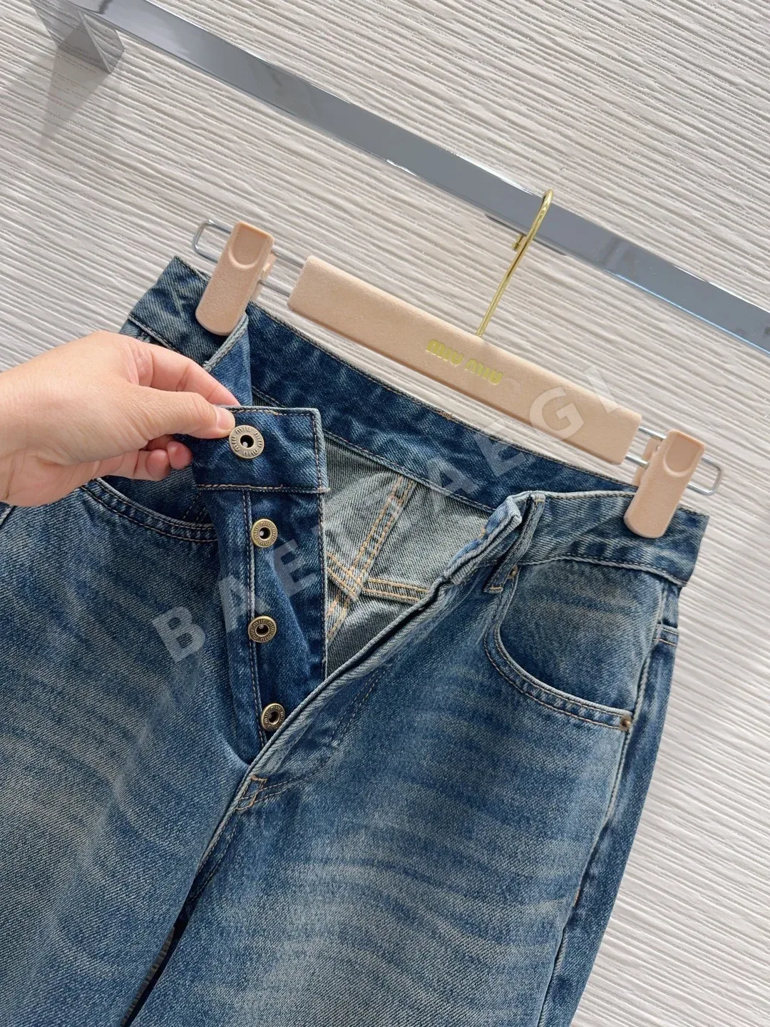 미우미우 3D 테일러드 슬림 여성 바지 상세 이미지 5