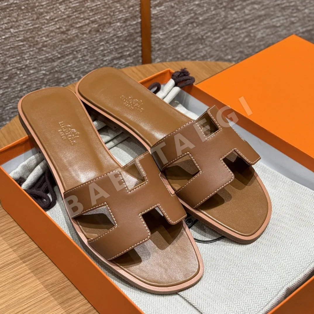 에르메스 오란 슬리퍼 117459