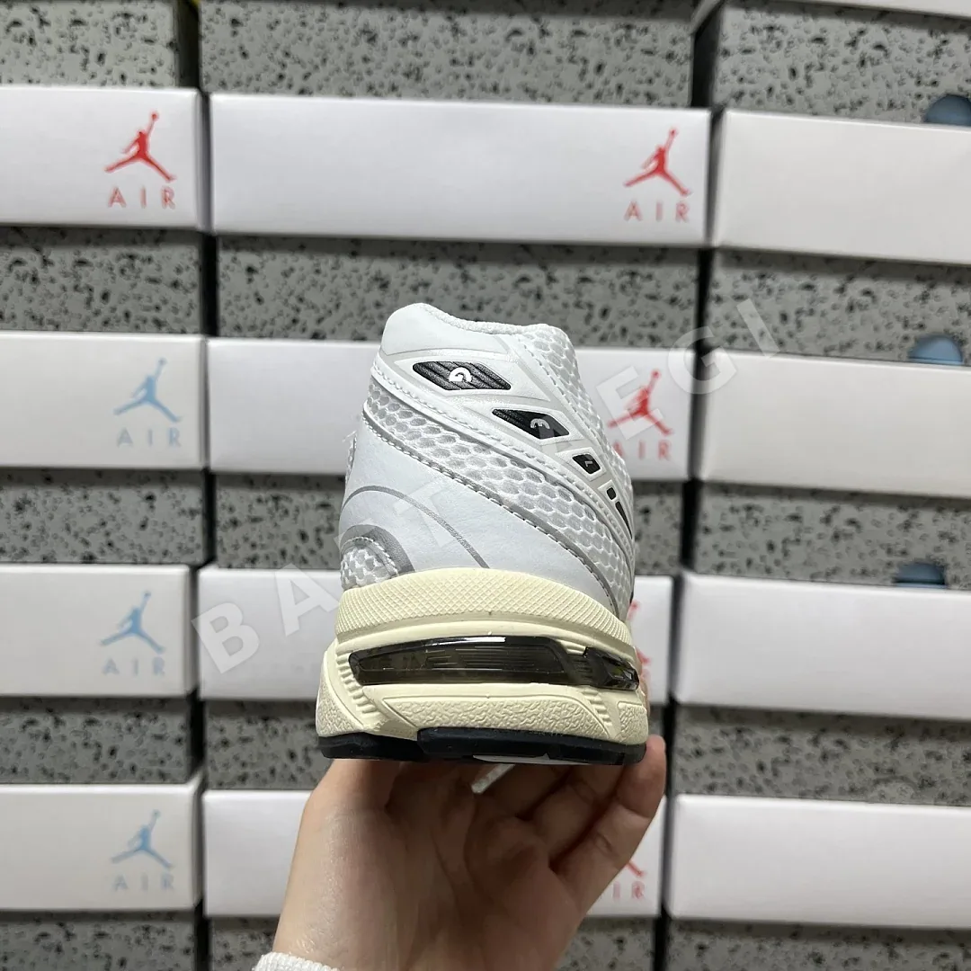 아식스 [VP] 젤 1130 1201A256-118 200547 Asics Gel-1130 White Cloud Grey 상세 이미지 8