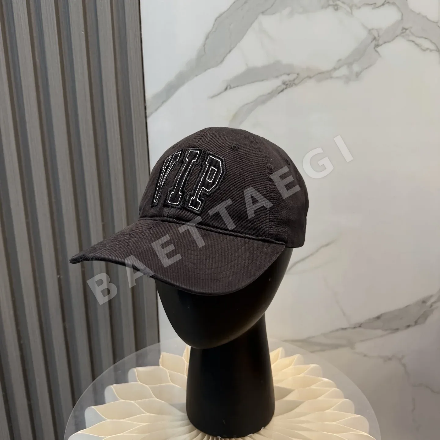 발렌시아가 자수 로고 야구모자 81804
