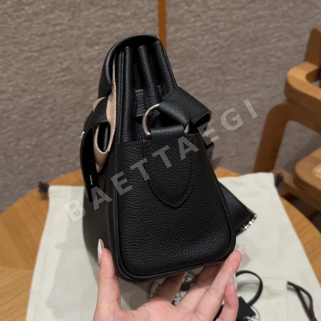 에르메스 켈리 메신저 토고 레더 가방 상세 이미지 4