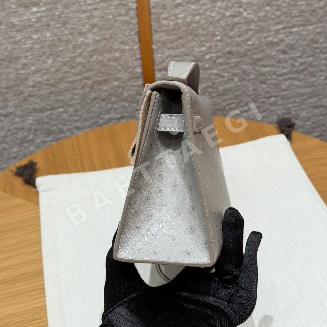 에르메스 켈리 포치 타조 가죽 가방 상세 이미지 4