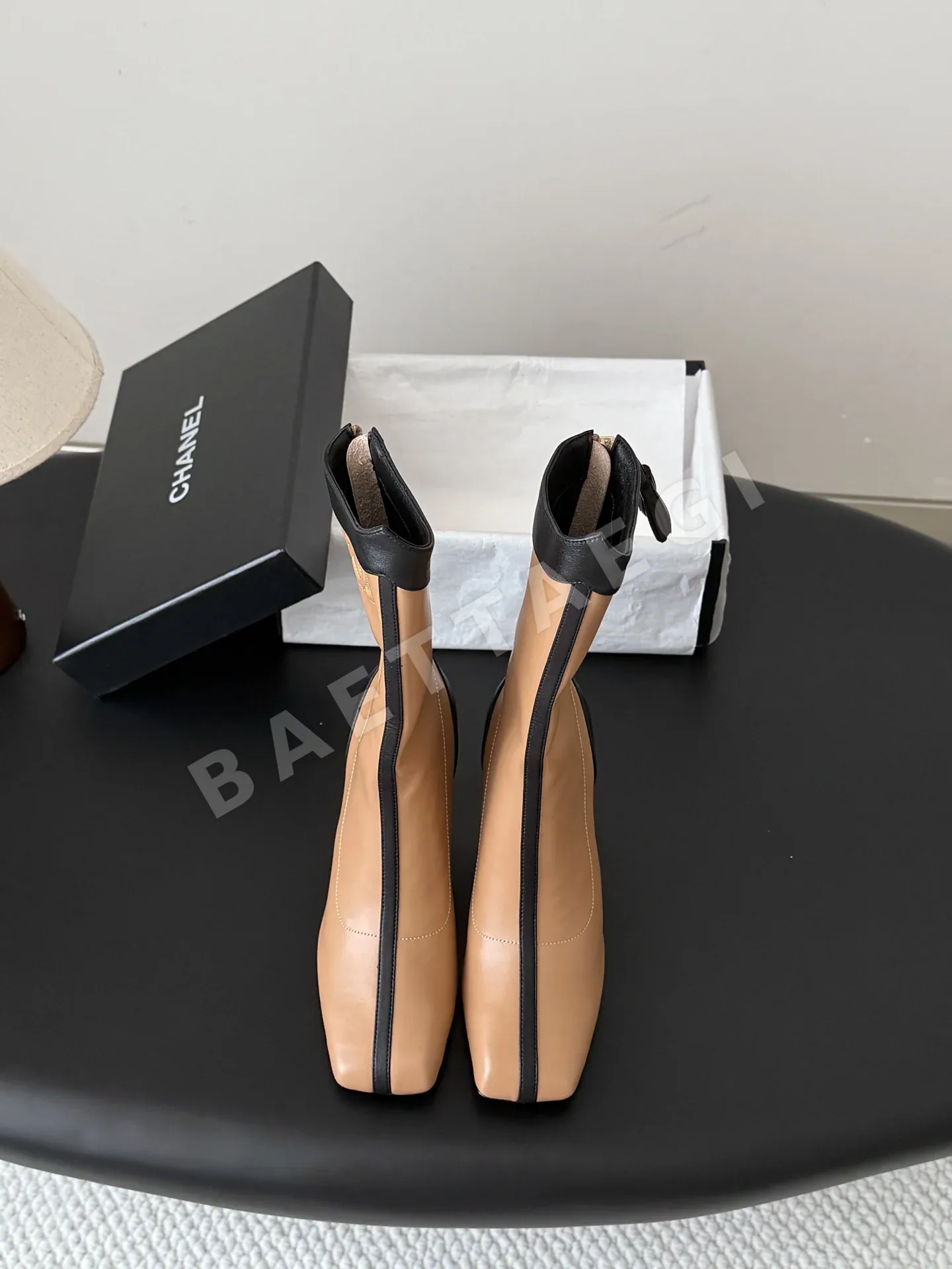 샤넬 메티에다르 더블 C 부츠 151614