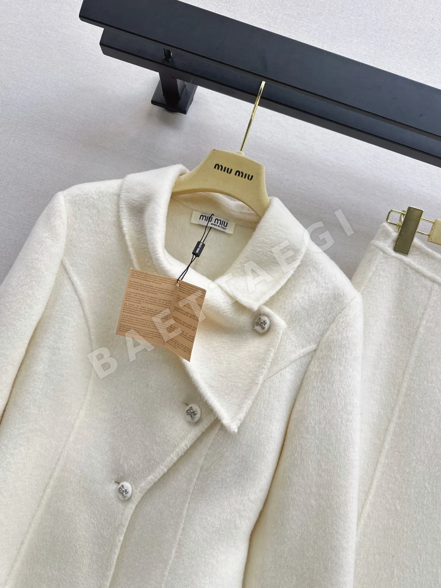 미우미우 더블 페이스 울 더블 자켓 세트 상세 이미지 3