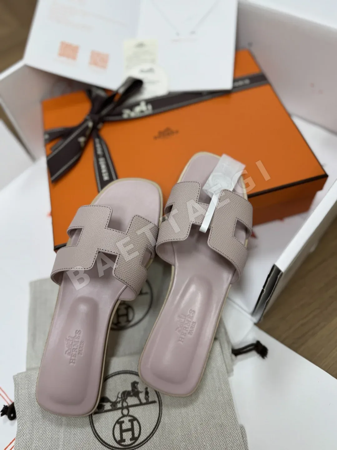 에르메스 클래식 오란 샌들 상세 이미지 4