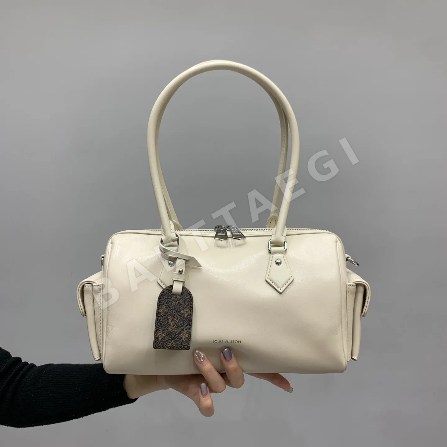 루이비통 M12934 가방