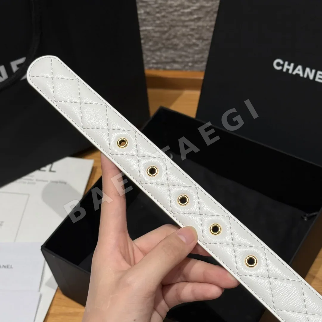 샤넬 더블 C 메탈 로고 램스킨 벨트 상세 이미지 7