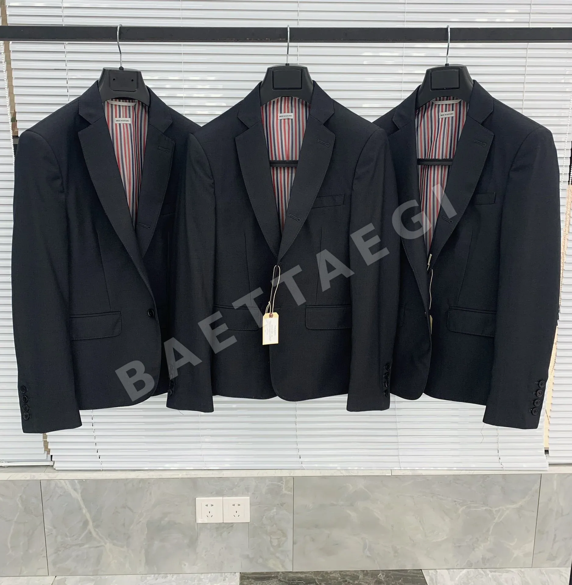 톰브라운 남성 기본 무지 정장 자켓 159521
