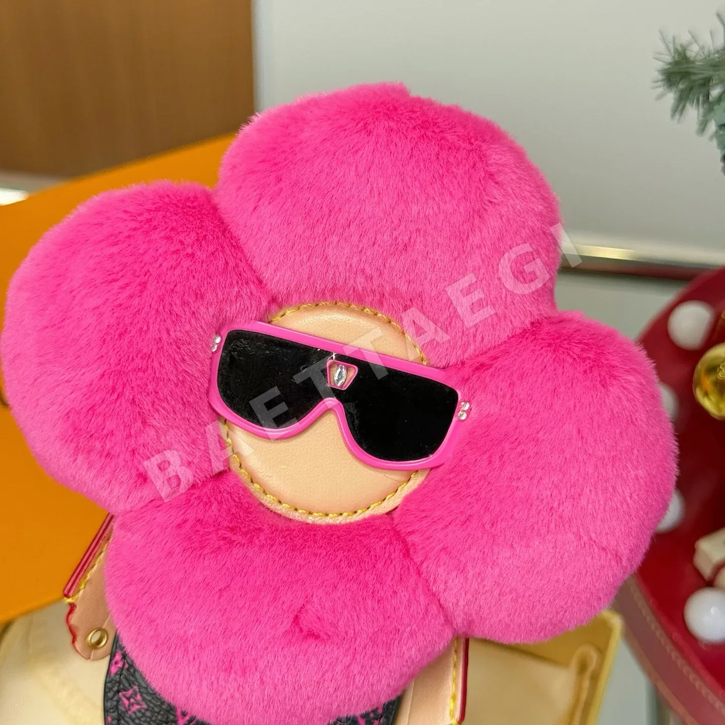 루이비통 비비안 해바라기 모노그램 키링 상세 이미지 5