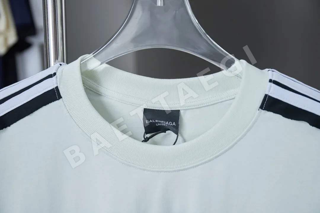 발렌시아가 자수 로고 반팔 티셔츠 상세 이미지 3