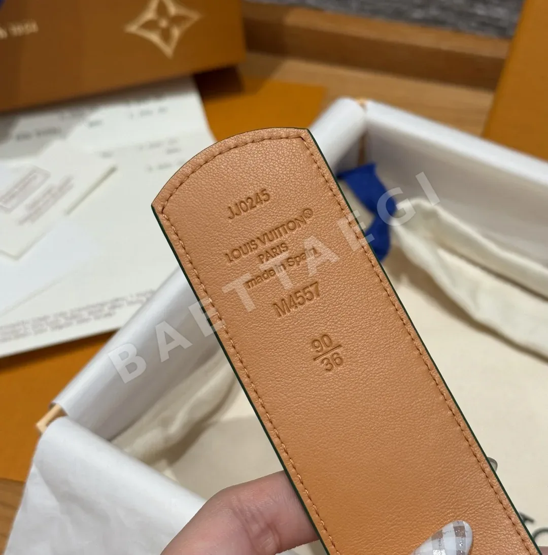 루이비통 디멘션 모노그램 헤리티지 40mm 리버시블 벨트 상세 이미지 9