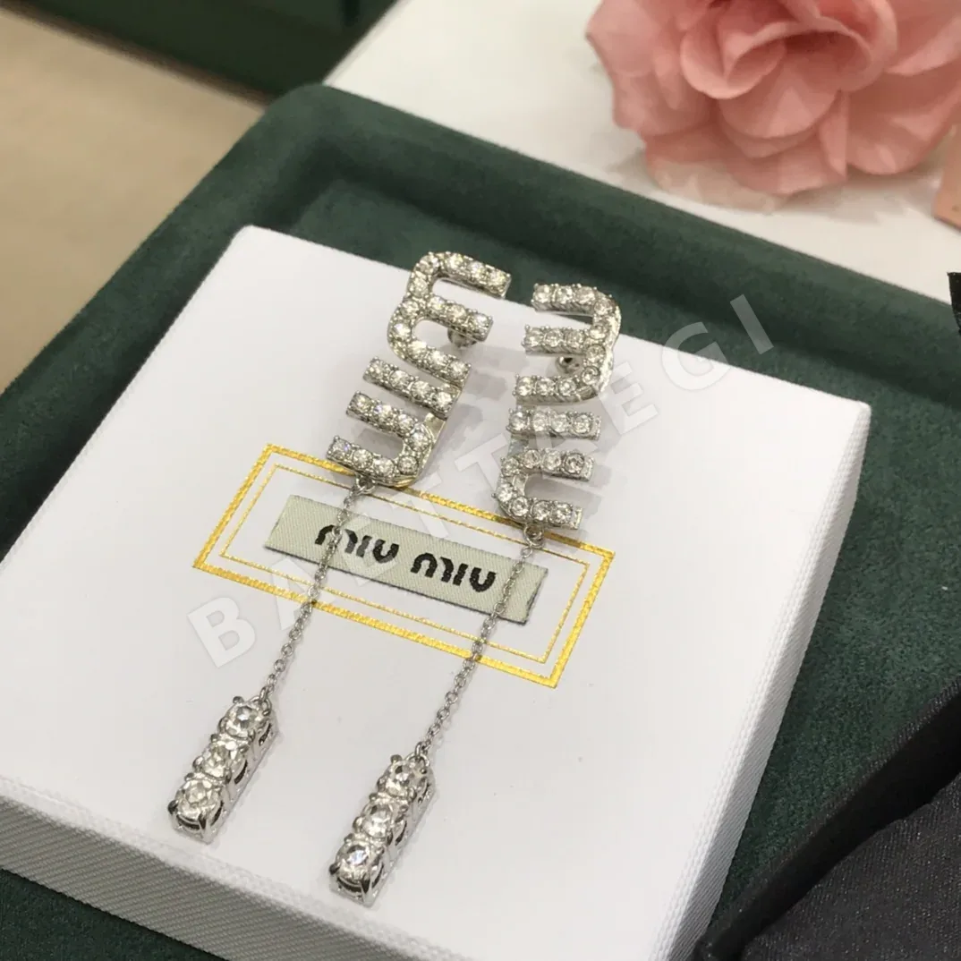 미우미우 스와로브스키 크리스탈 스터드 귀걸이 상세 이미지 2