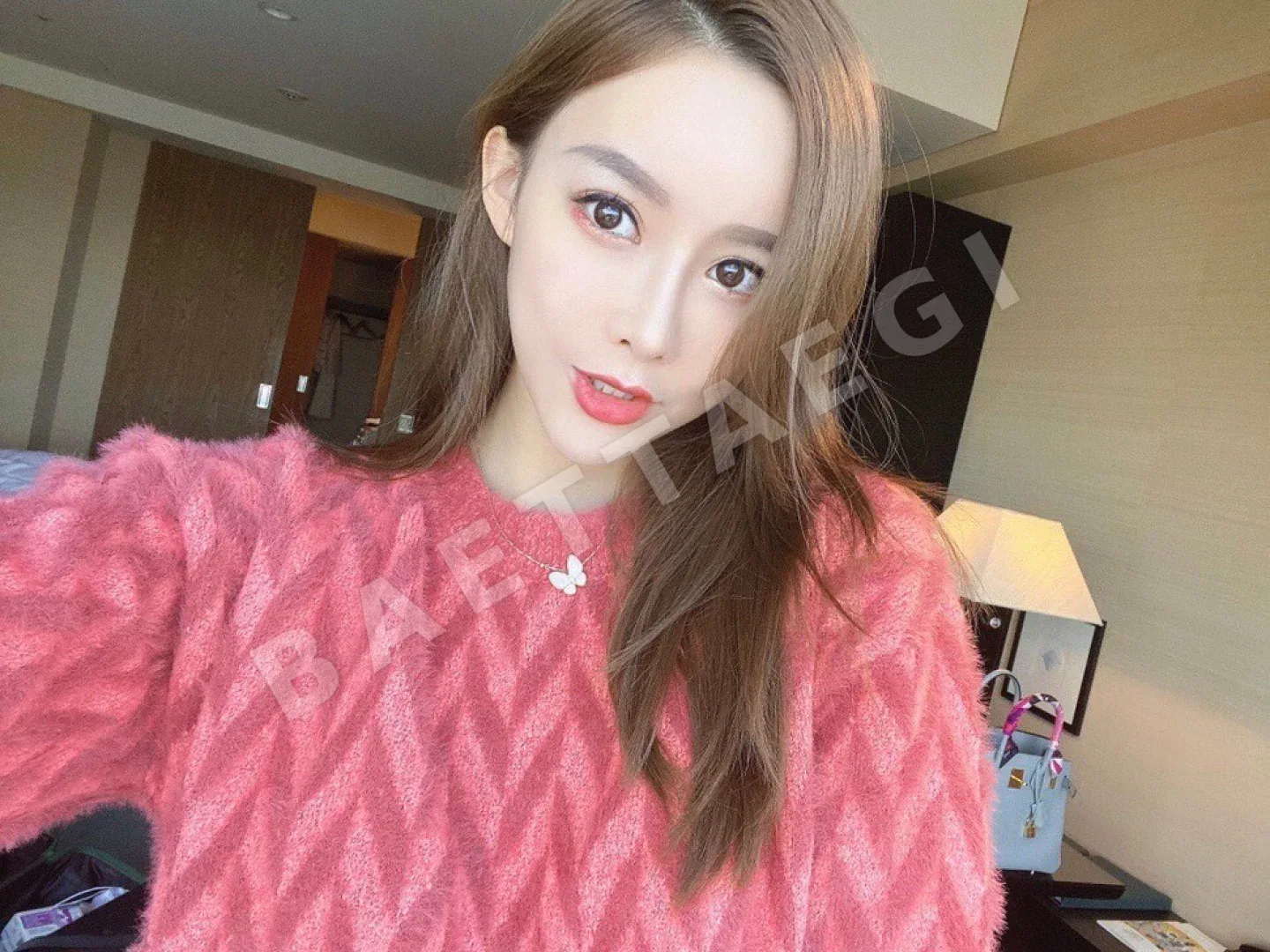 반클리프앤아펠 버터플라이 다이아 장식 목걸이 상세 이미지 3