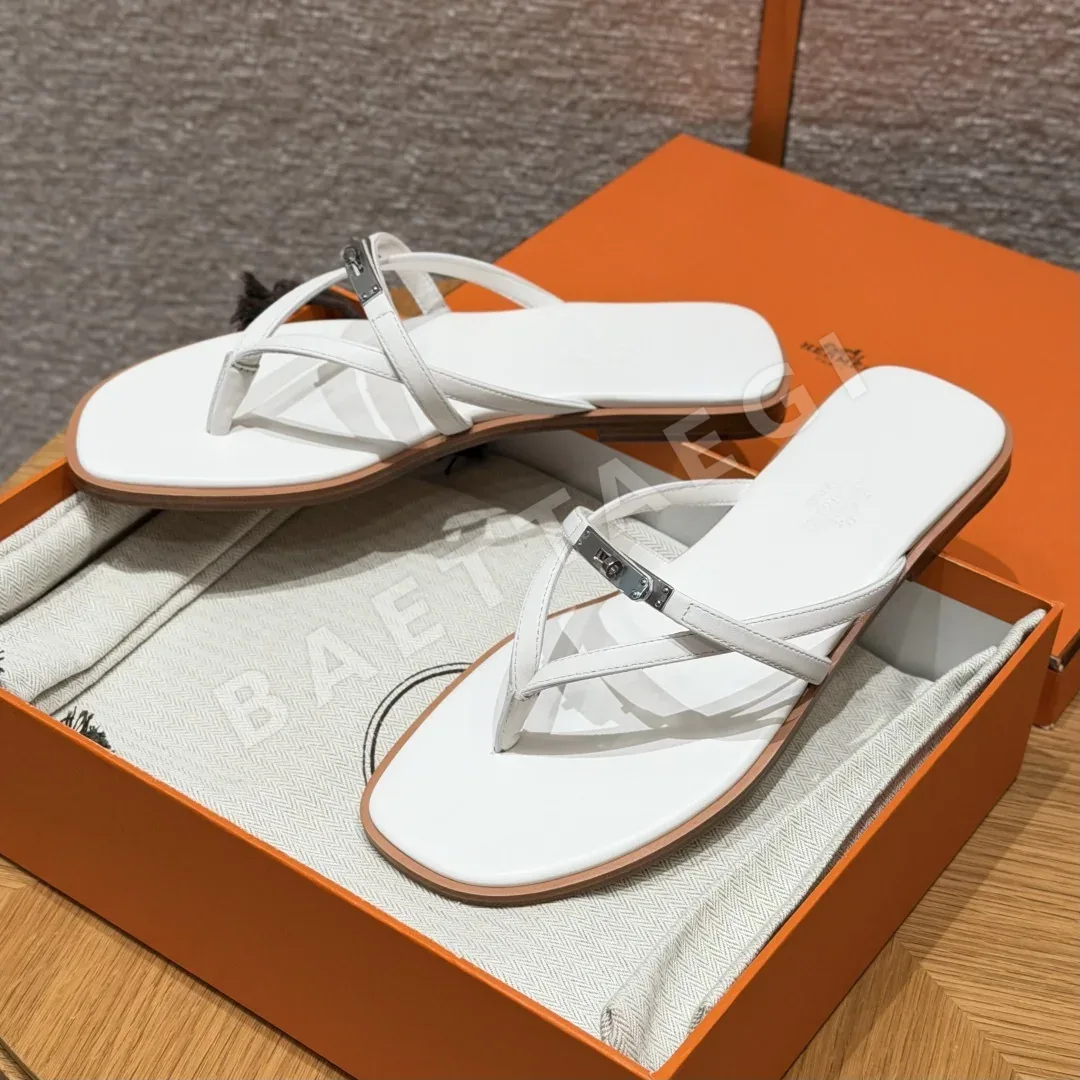 에르메스 미스 켈리 샌들 슬리퍼 white 가죽 164345
