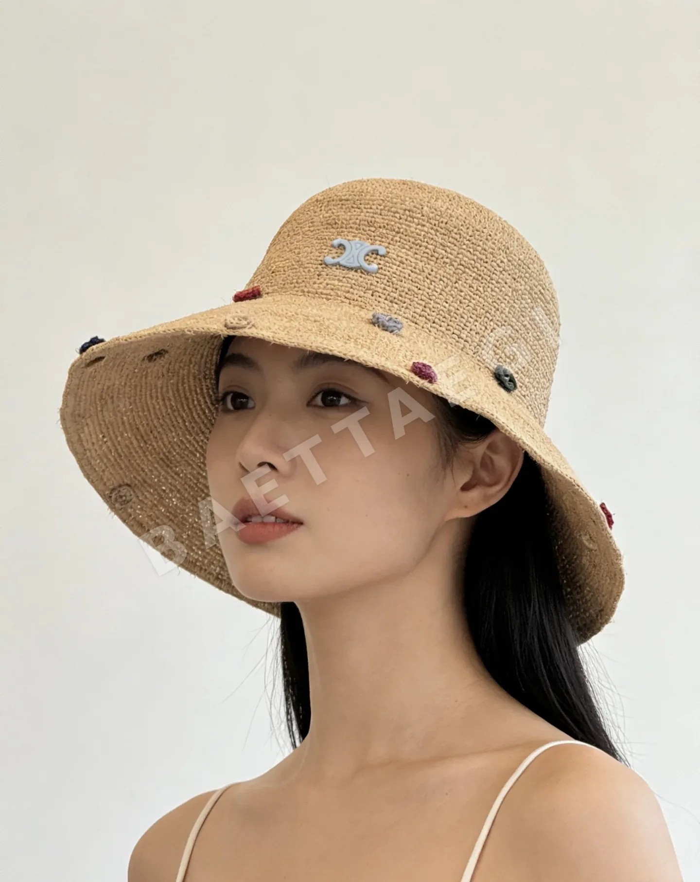 셀린느 컬러풀 코바늘 라피아 버킷햇 84112