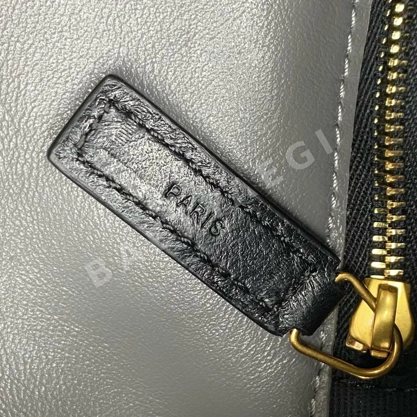 생로랑 루루 패퍼 퀼팅 램스킨 숄더백 상세 이미지 7