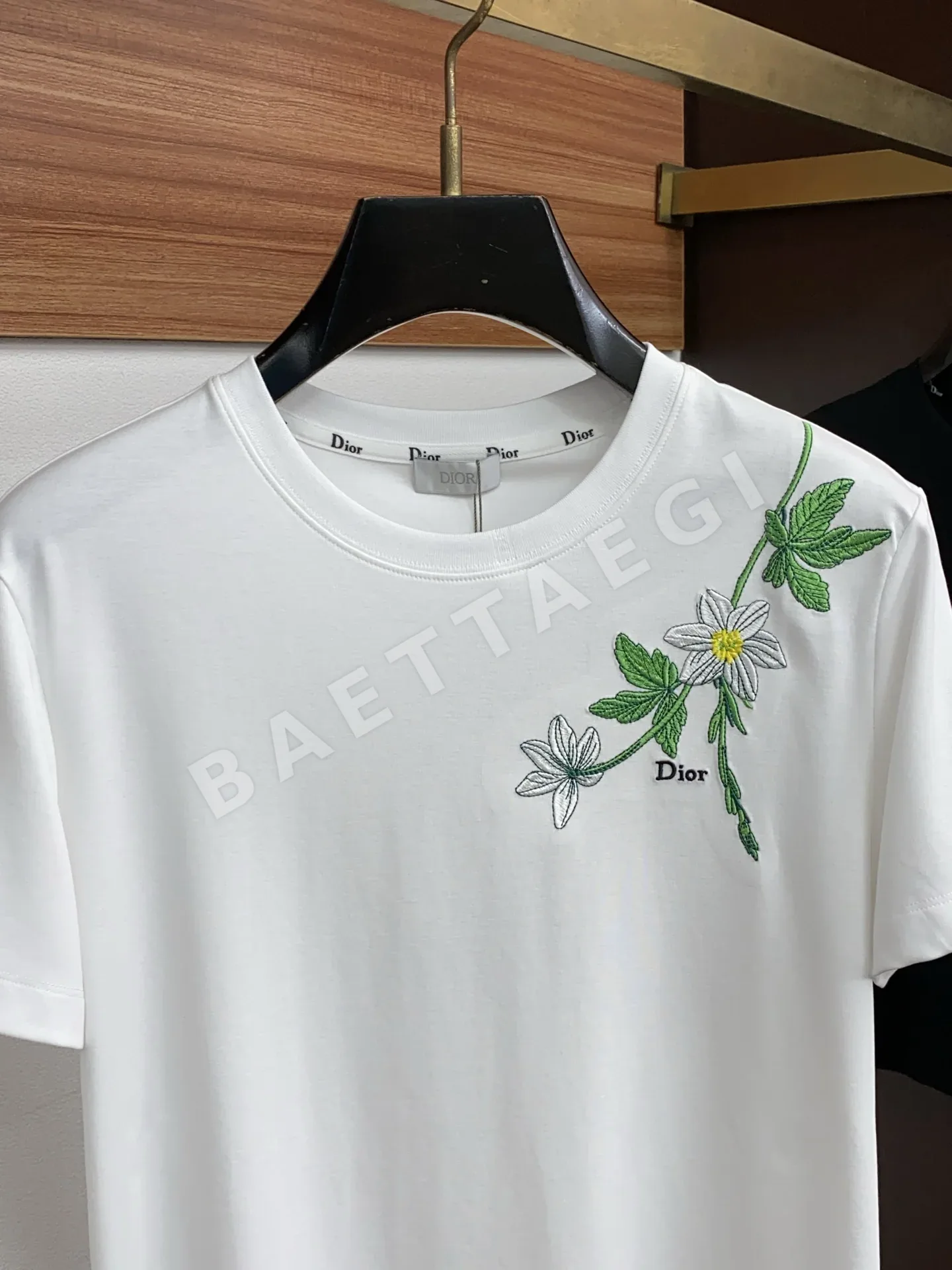 디올 남성 라운드넥 반팔 티셔츠 상세 이미지 2