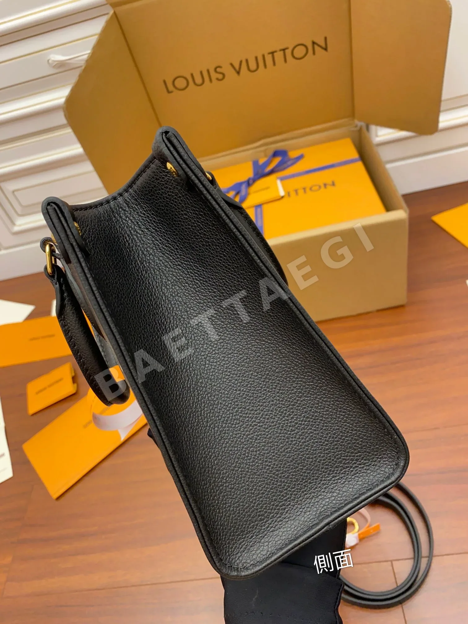 루이비통 M45659 가방 상세 이미지 8