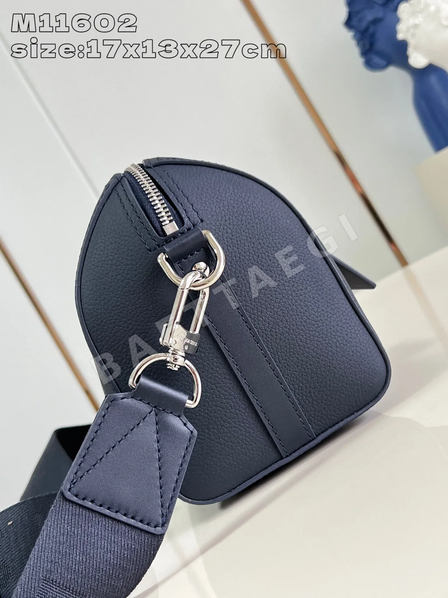 루이비통 키폴 시티 에어로그램 가죽 숄더백 M11602 상세 이미지 4
