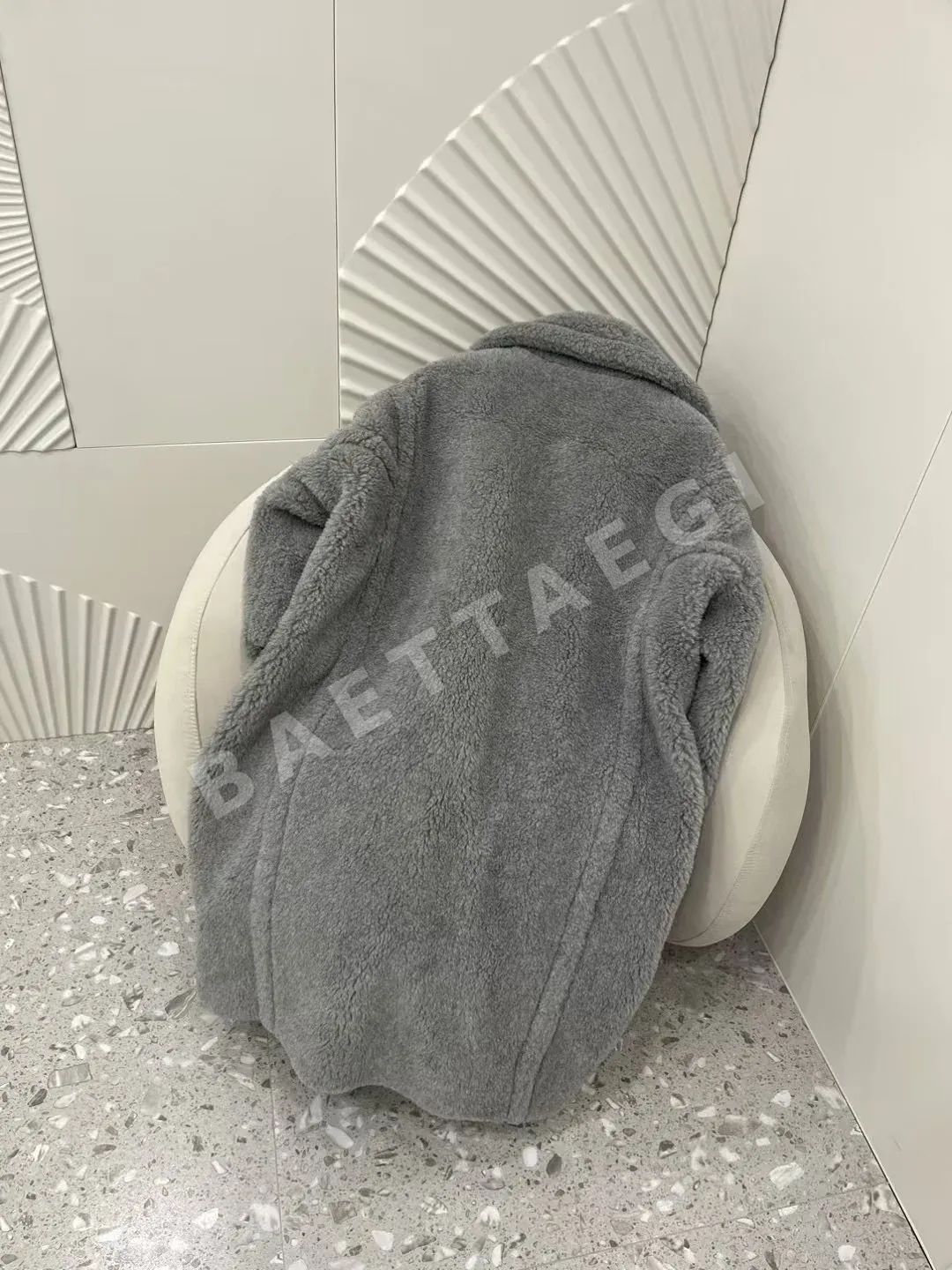 막스마라 테디 베어 라이트그레이 자켓 상세 이미지 9