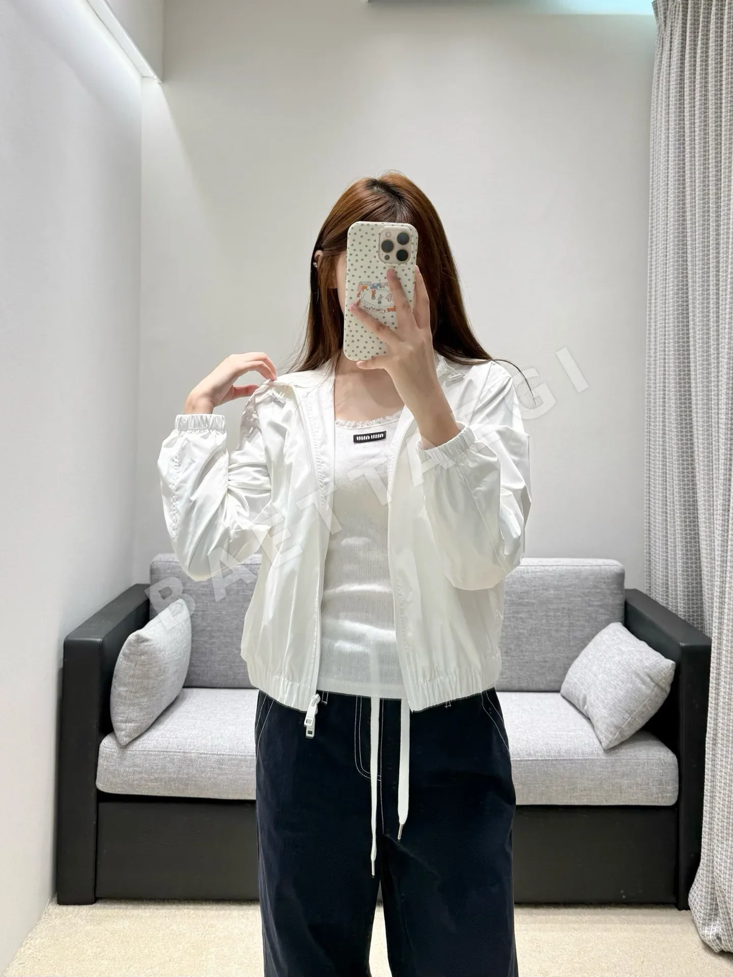 버버리 선프로텍션 경량 나일론 자켓 상세 이미지 8