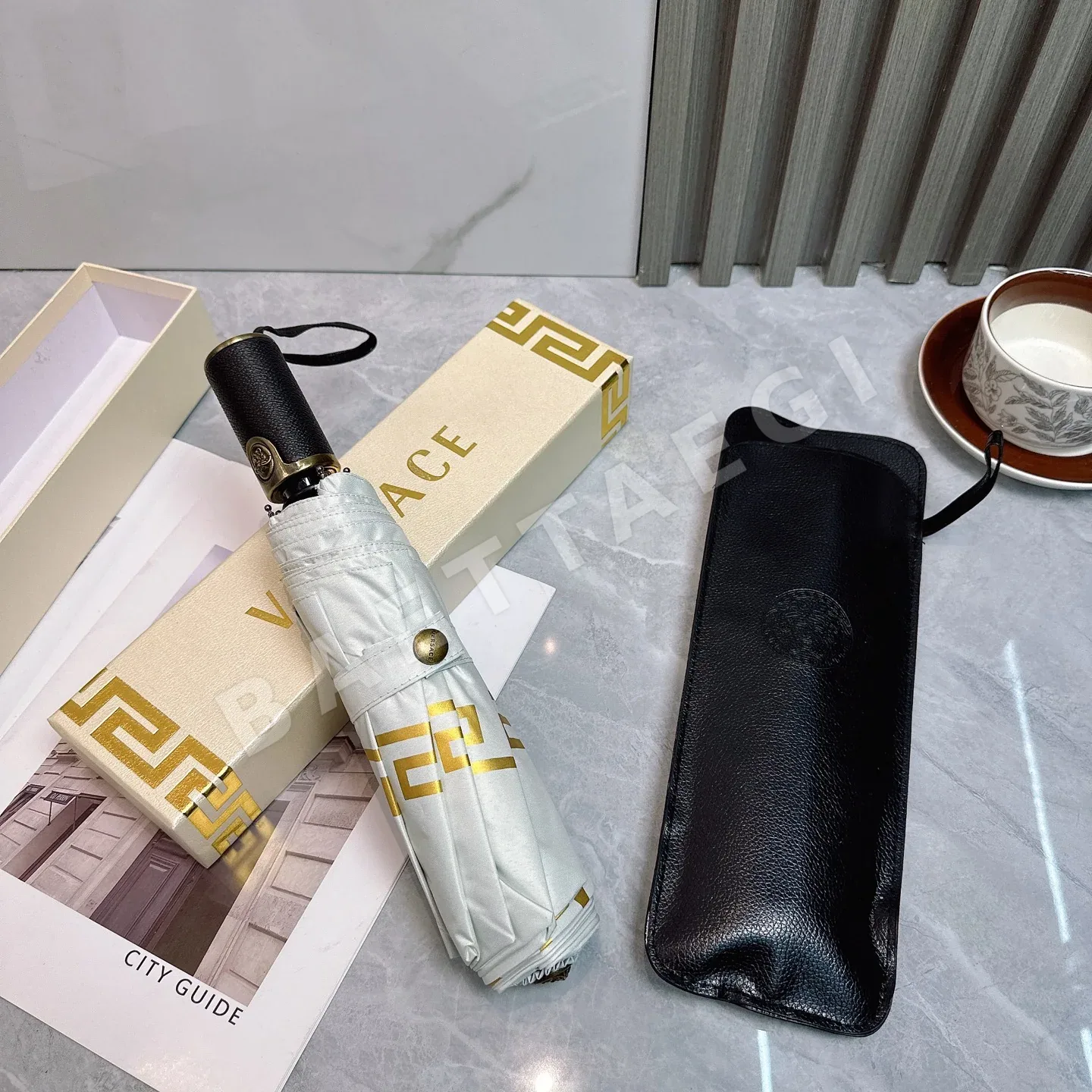베르사체 전자동 접이식 우산 상세 이미지 8