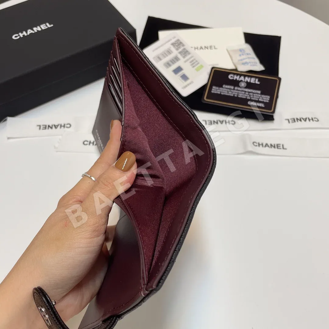 샤넬 다기능 여권 지갑 상세 이미지 9