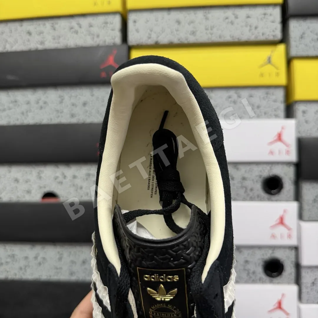 아디다스 [GOD] 가젤 인도어 JS1412 200830 Adidas Gazelle Indoor Core Black Cream White Gum 상세 이미지 5