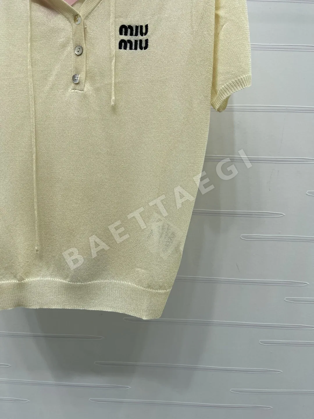 미우미우 후드 니트 반팔 탑 상세 이미지 6