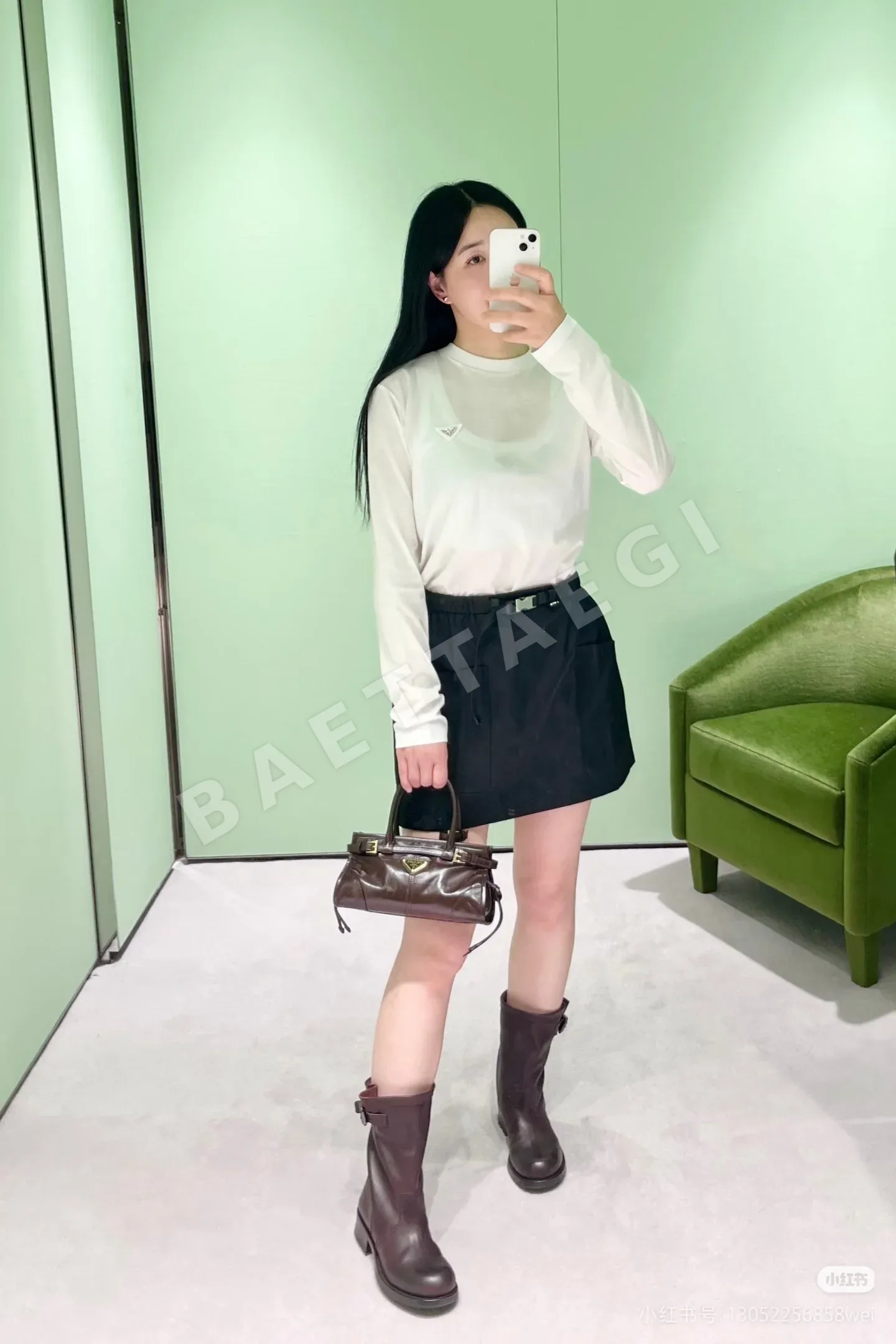 프라다 로고 자수 포켓 코튼 카라 반팔 티셔츠 상세 이미지 7