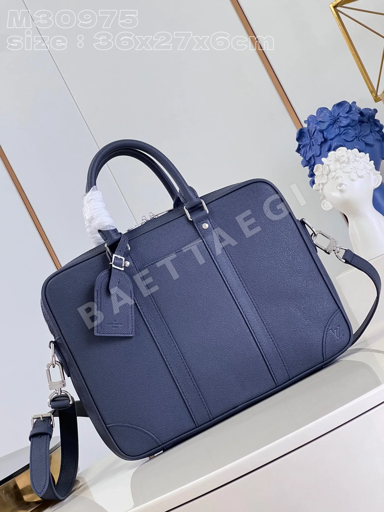 루이비통 블루 에디션 보야지 브리프케이스 가방 M30975