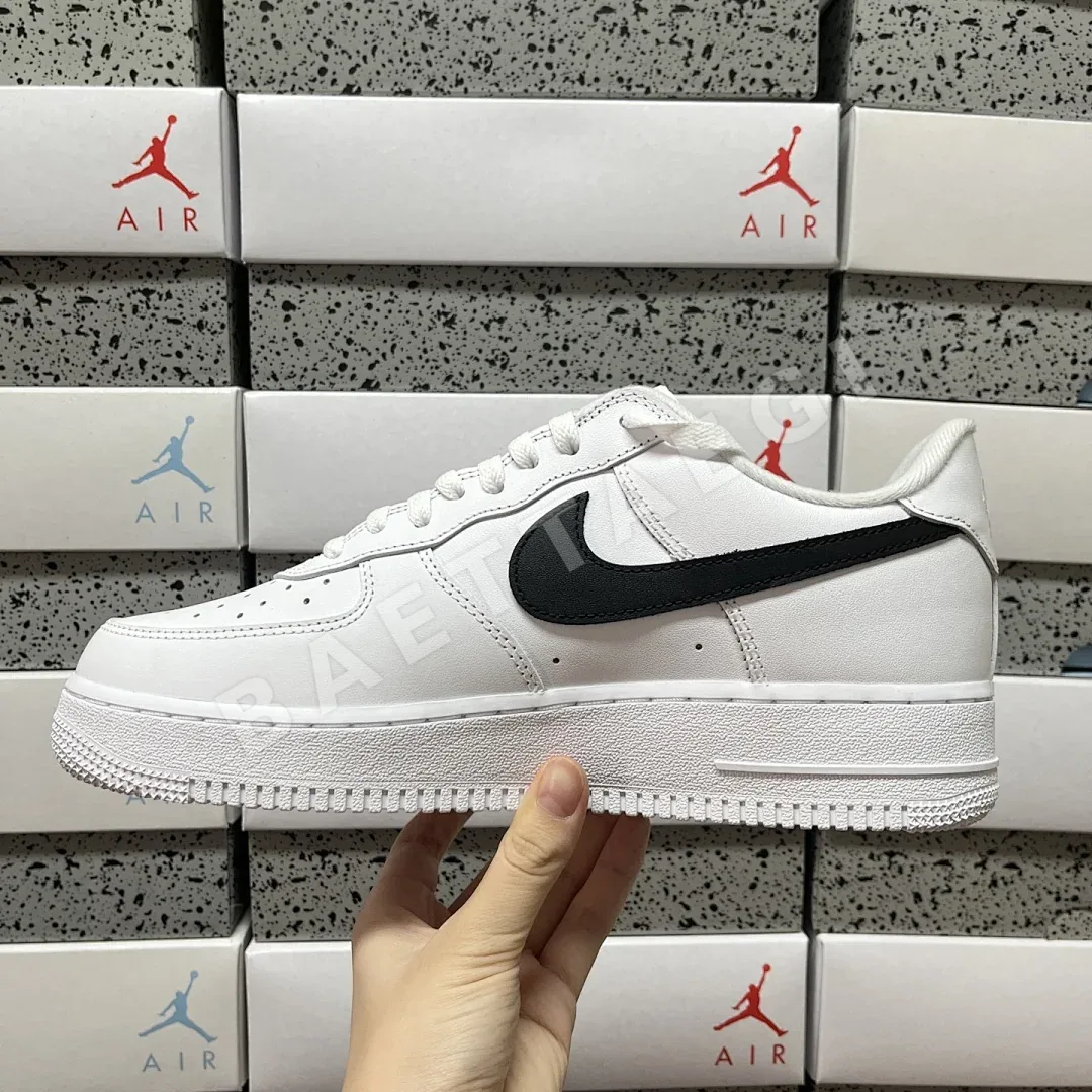 나이키 [GX] 에어 포스 1 로우 CU9225-102 201928 Nike Air Force 1 Low Supreme White Black 상세 이미지 4