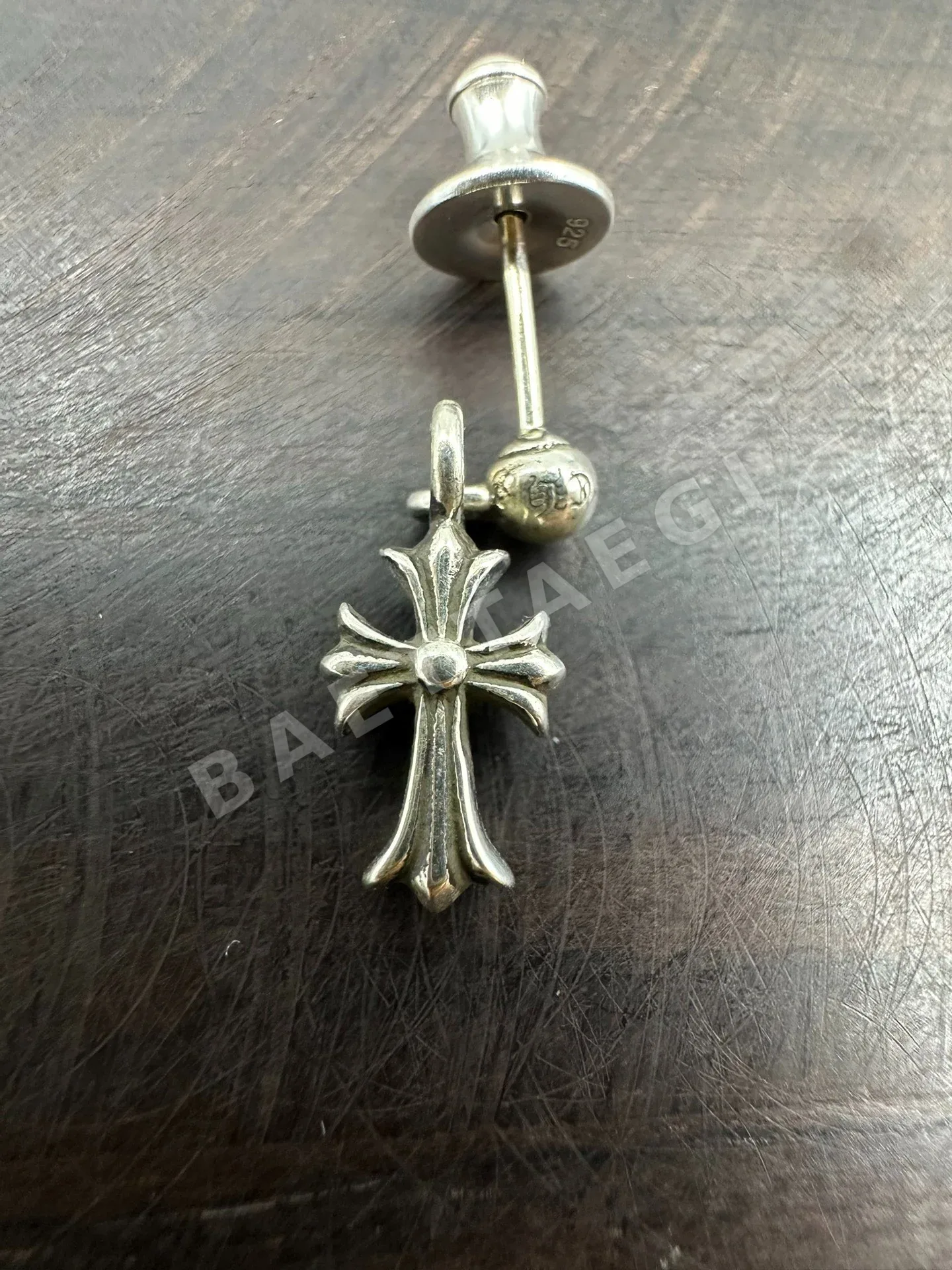 크롬하츠 구형 십자 귀걸이 상세 이미지 3