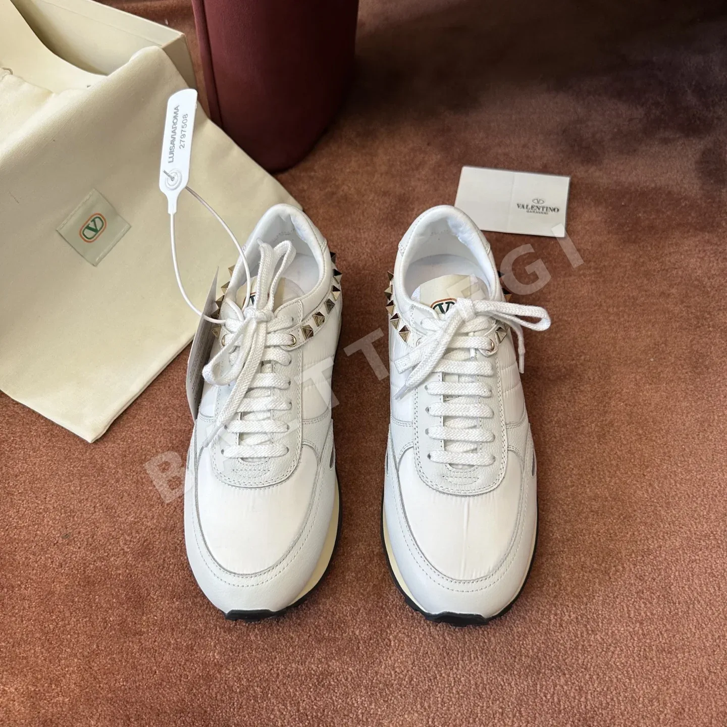 발렌티노 스니커즈 화이트 카프스킨 컬러블록 188139