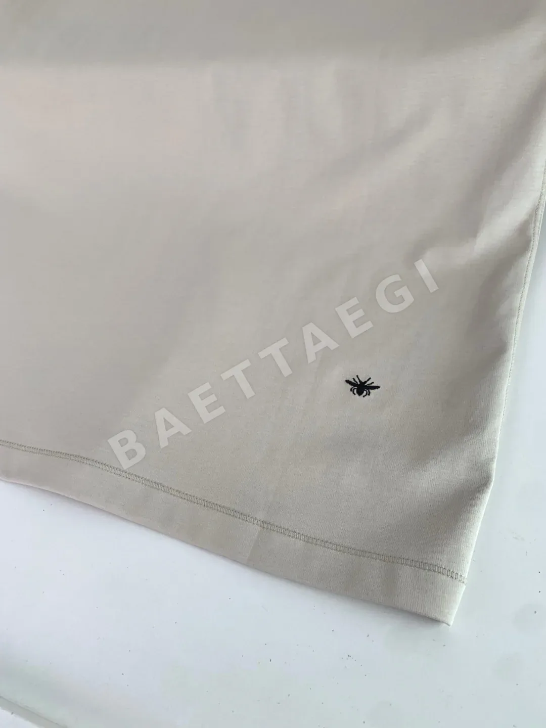 디올 클래식 로고 자수 반팔 티셔츠 상세 이미지 7