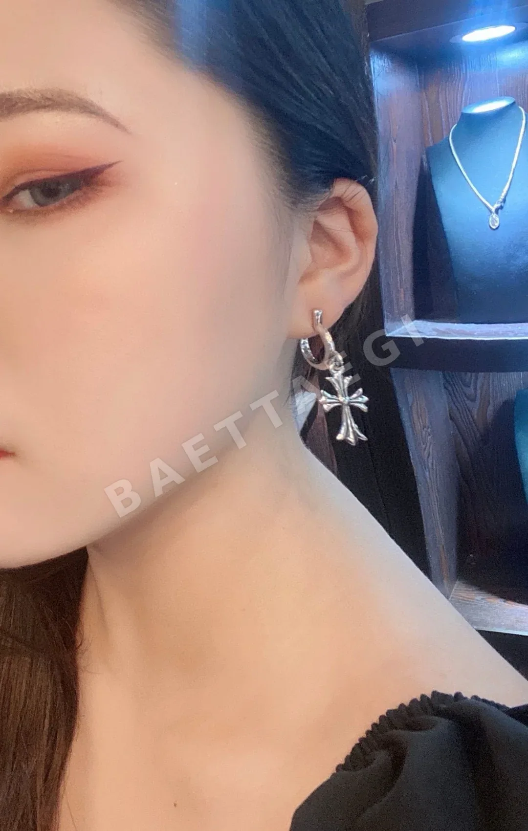 크롬하츠 스터드 귀걸이 상세 이미지 6