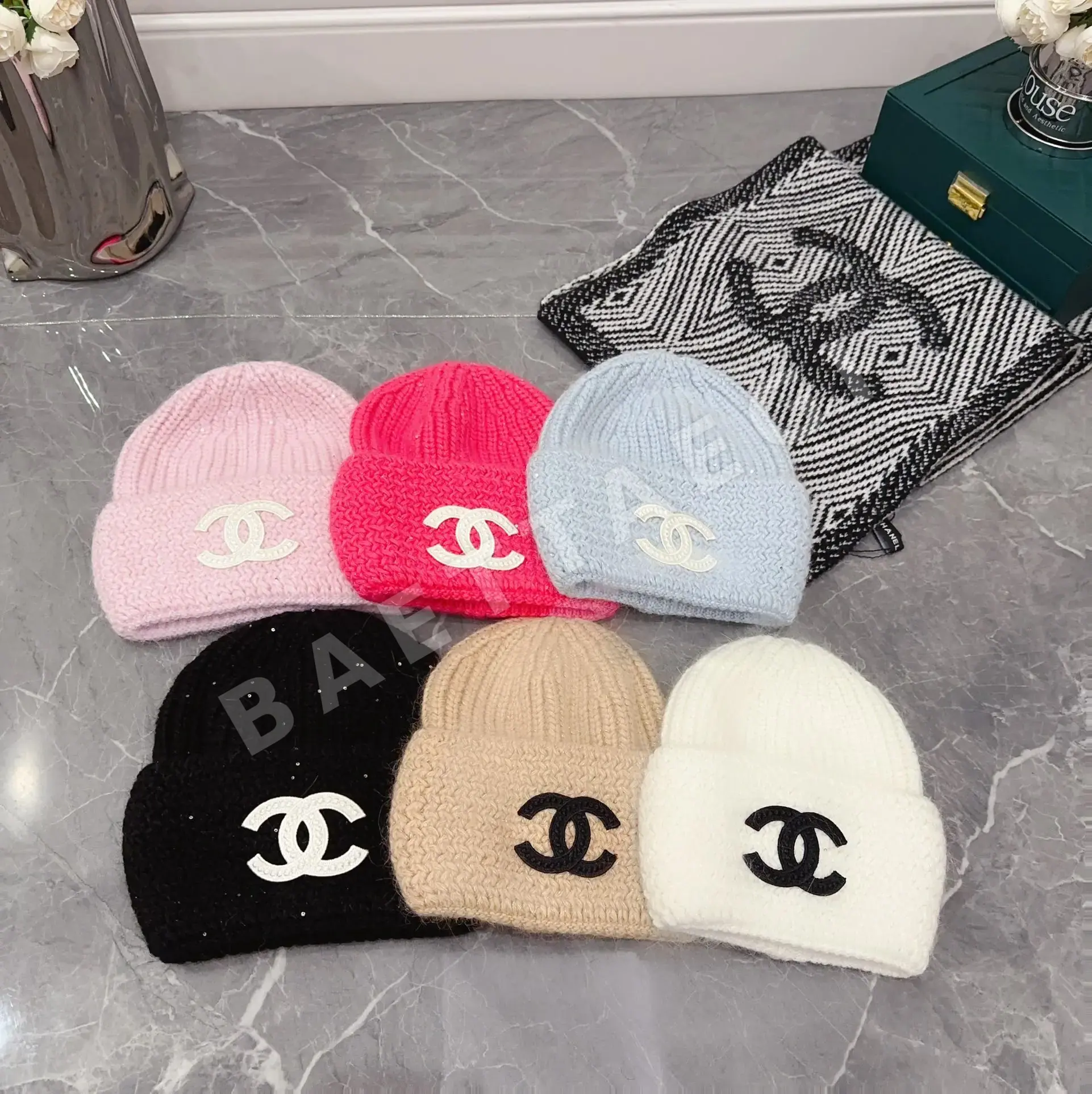 미우미우 모자 79435 Miu Miu Cap 상세 이미지 9